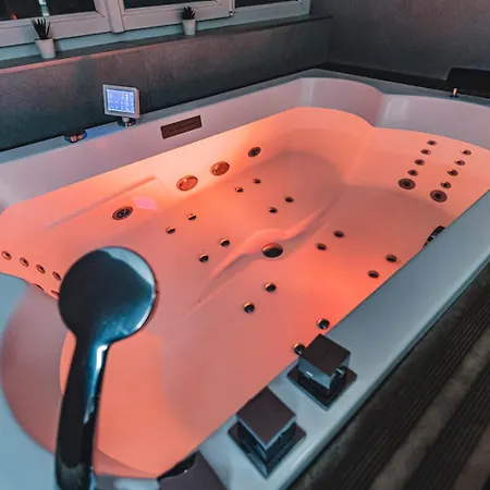 Mv Suite & Spa Reims Extérieur photo