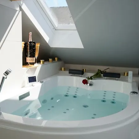 Mv Suite & Spa Reims Extérieur photo