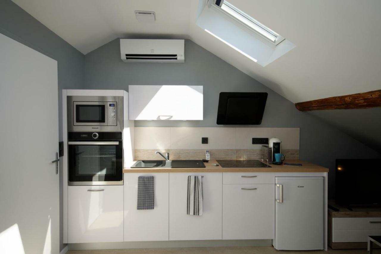 Apartment Mv &